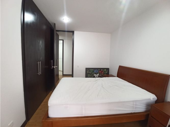 Apartamento de 1 alcoba en venta en Cedritos, Bogotá, 50 m² · foto 8 de 11