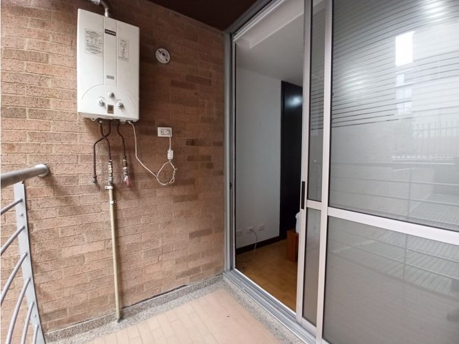 Apartamento de 1 alcoba en venta en Cedritos, Bogotá, 50 m² · foto 10 de 11