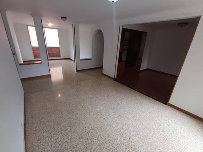 Apartamento de 2 alcobas en arriendo en Castropol, Medellín, 110 m² · foto 23 de 24