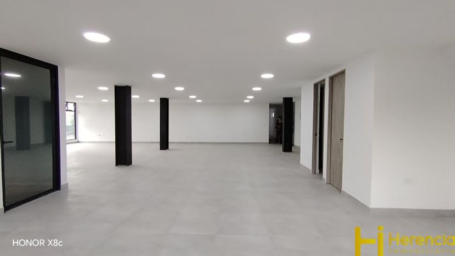 Bodega en arriendo en Tenche, Medellín, 120 m² · foto 5 de 8