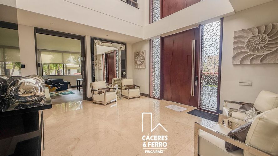 Casa de 3 alcobas en venta en Guaymaral, Bogotá, 1811 m² · foto 2 de 24