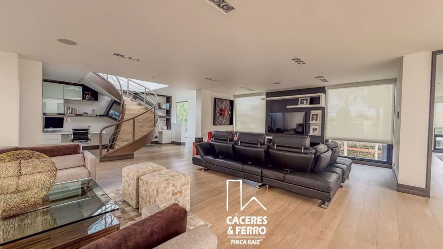 Casa de 3 alcobas en venta en Guaymaral, Bogotá, 1811 m² · foto 3 de 24