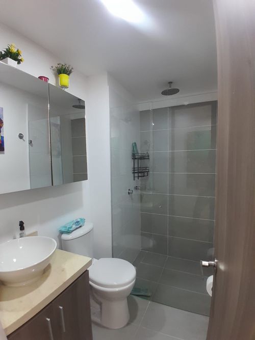 Apartamento de 3 alcobas en venta en Las Lomitas, Sabaneta, 94 m² · foto 14 de 24