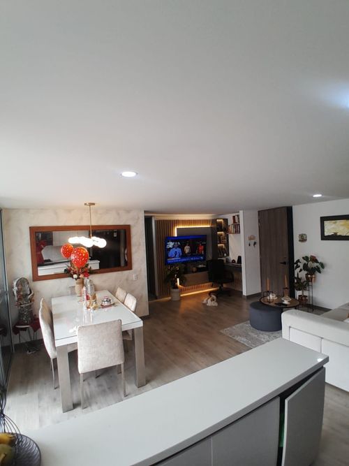 Apartamento de 3 alcobas en venta en Las Lomitas, Sabaneta, 94 m² · foto 5 de 24