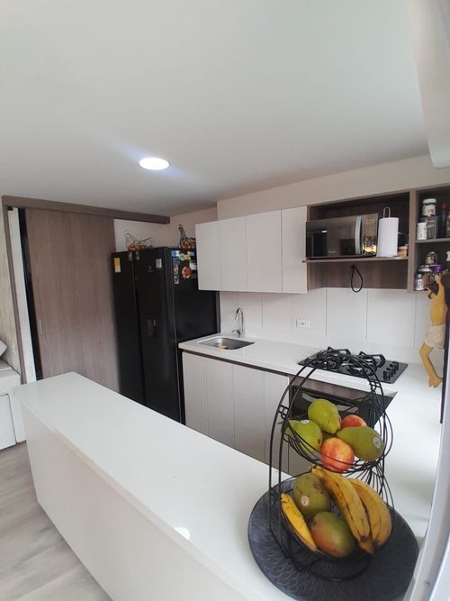 Apartamento de 3 alcobas en venta en Las Lomitas, Sabaneta, 94 m² · foto 7 de 24