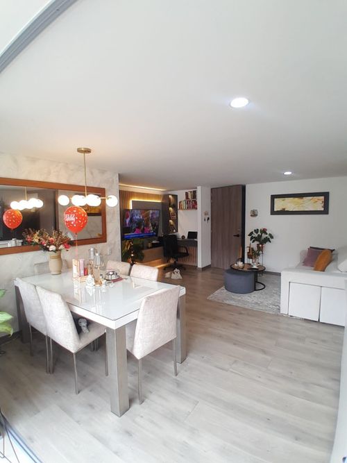 Apartamento de 3 alcobas en venta en Las Lomitas, Sabaneta, 94 m² · foto 4 de 24