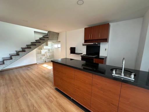 Apartaestudio en arriendo en La Visitación, Medellín, 70 m² · foto 6 de 12