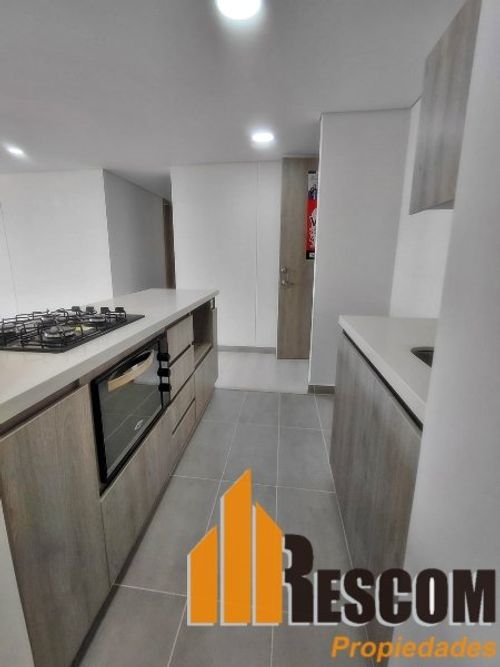 Apartamento de 3 alcobas en venta en San Antonio De Pereira, Rionegro, 856 m² · foto 2 de 21