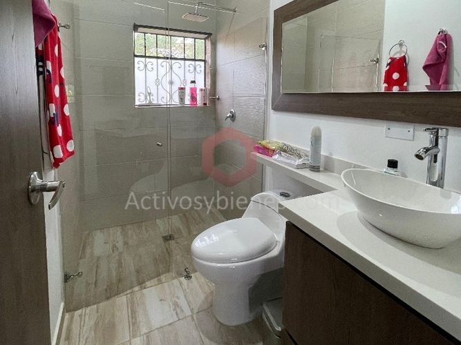 Casa de 3 alcobas en venta en El Zango, Guarne · foto 14 de 14