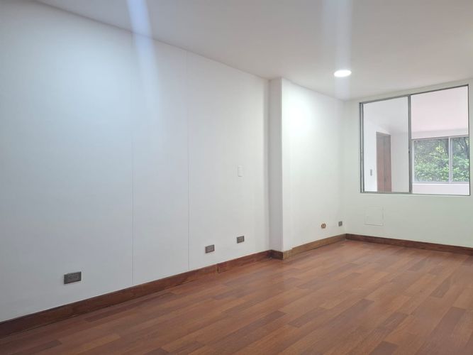 Apartamento en venta en El Poblado, Medellín · foto 14 de 18