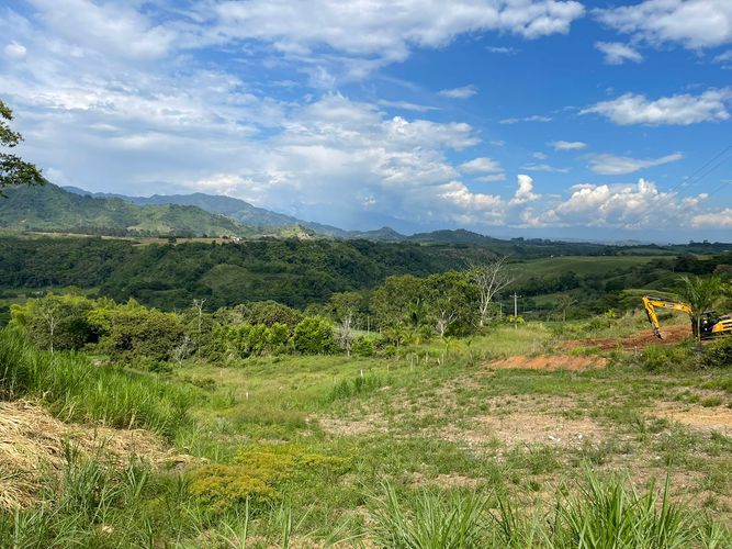 Lote en venta en Cerritos, Pereira, 2500 m² · foto 4 de 8