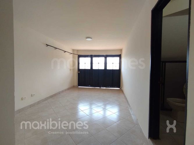 Local en arriendo en El Hato, Marinilla, 110 m² · foto 2 de 4