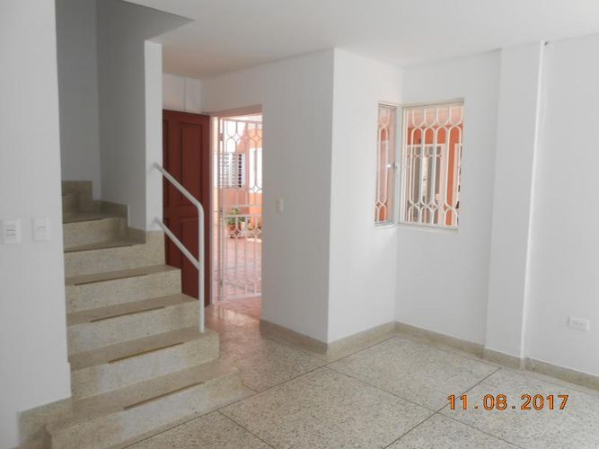 Casa de 3 alcobas en venta en Quinta Bosch, Cúcuta, 112 m² · foto 3 de 24