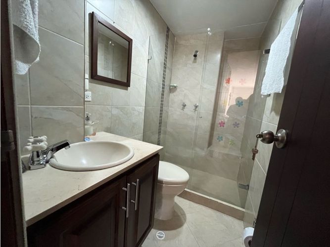 Apartamento de 4 alcobas en venta en Los Arias, Sabaneta, 100 m² · foto 7 de 14