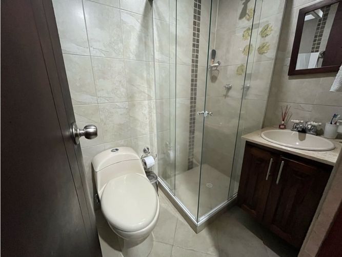 Apartamento de 4 alcobas en venta en Los Arias, Sabaneta, 100 m² · foto 8 de 14