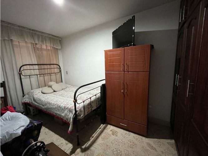 Apartamento de 4 alcobas en venta en Los Arias, Sabaneta, 100 m² · foto 10 de 14