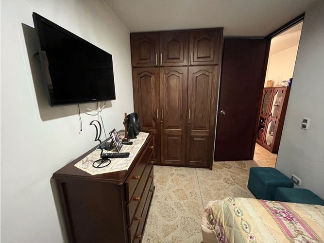 Apartamento de 4 alcobas en venta en Los Arias, Sabaneta, 100 m² · foto 12 de 14