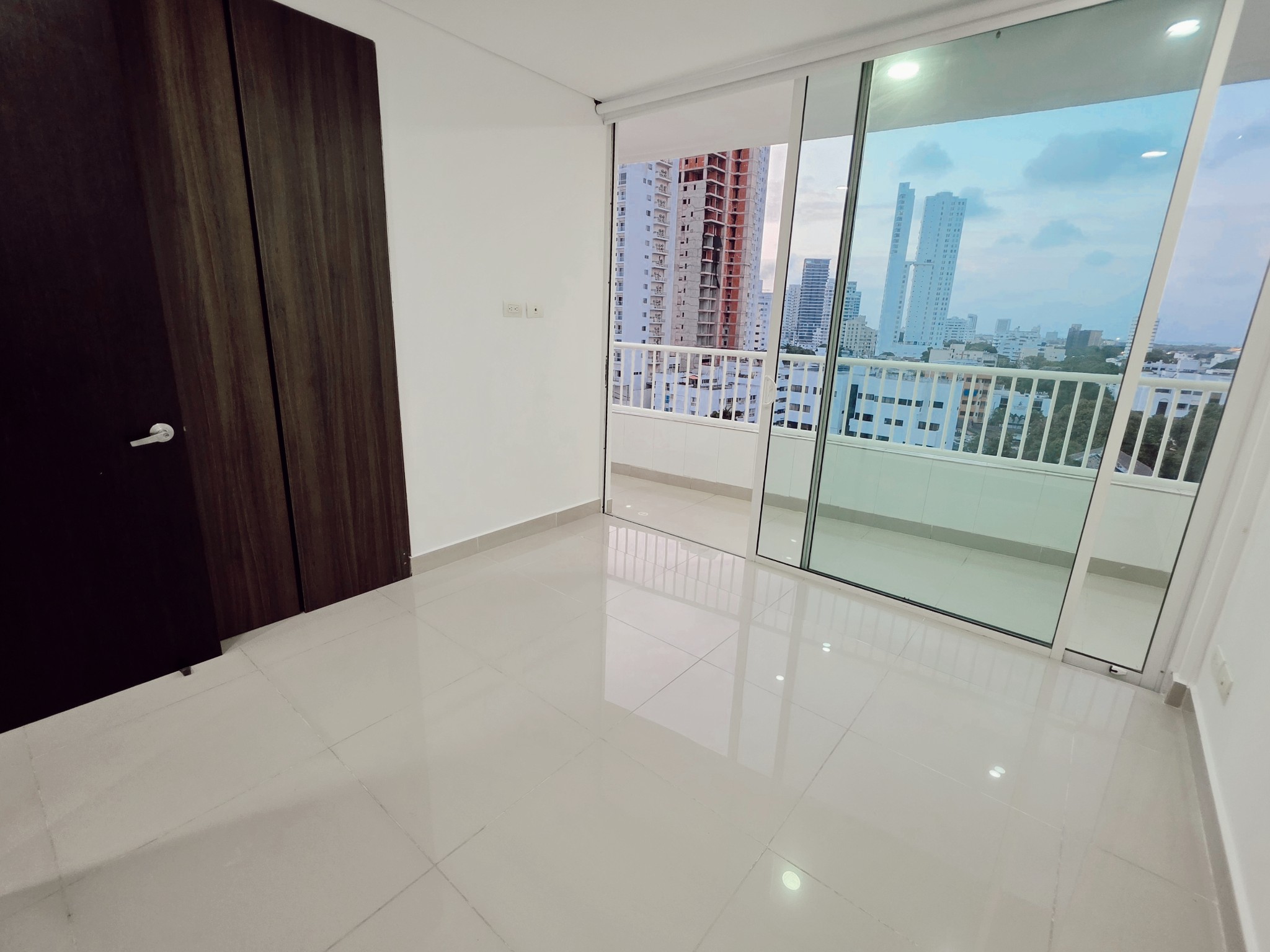 Apartamento en venta en Manga, Cartagena · foto 16 de 24
