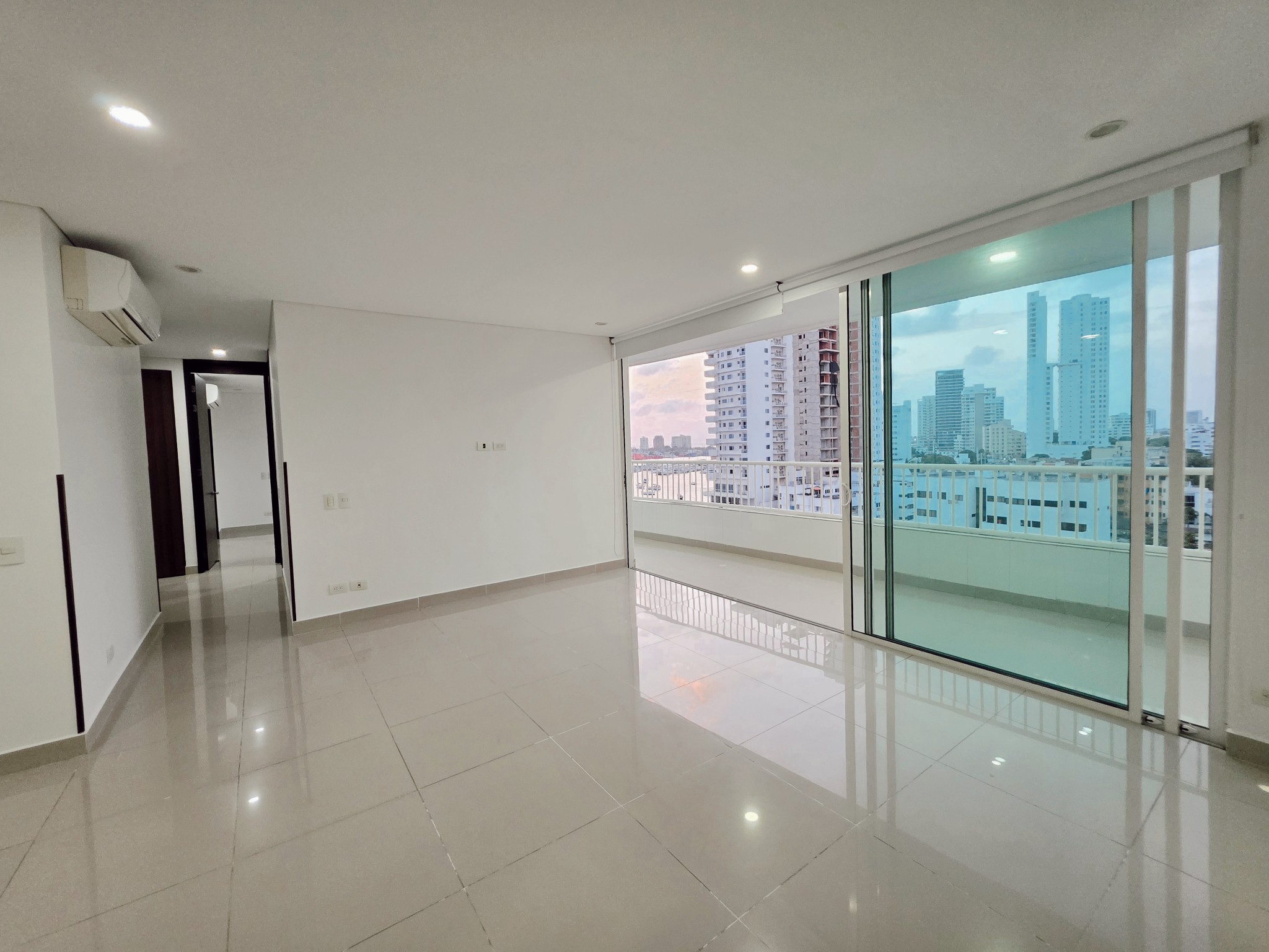 Apartamento en venta en Manga, Cartagena · foto 19 de 24