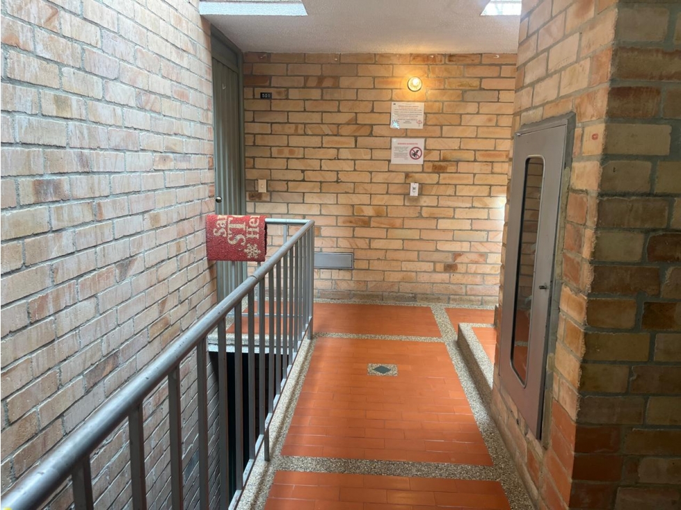 Apartamento en venta en Verbenal San Antonio, Bogotá · foto 2 de 13