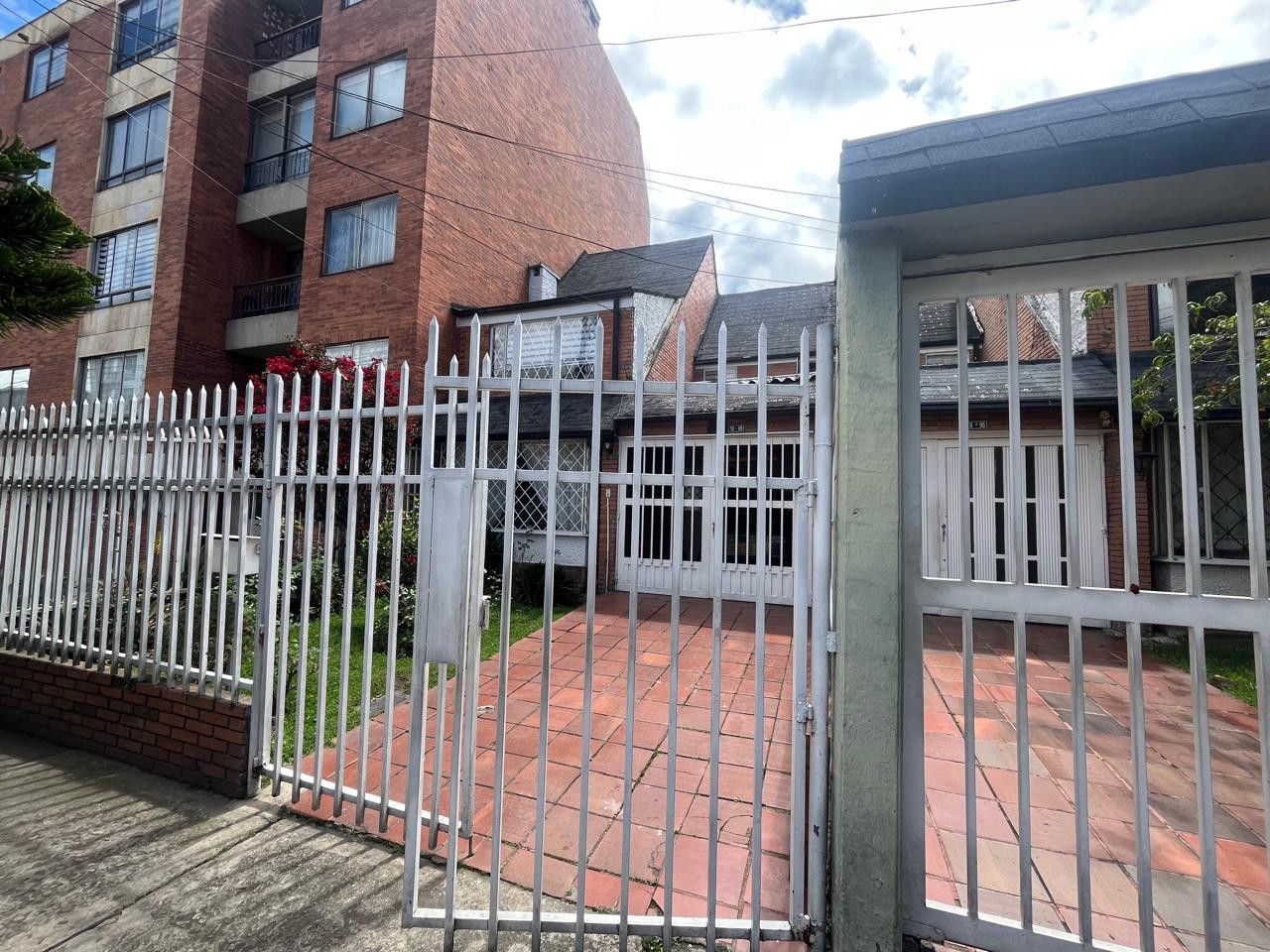 Casa en venta en Cedritos, Bogotá · foto 7 de 21