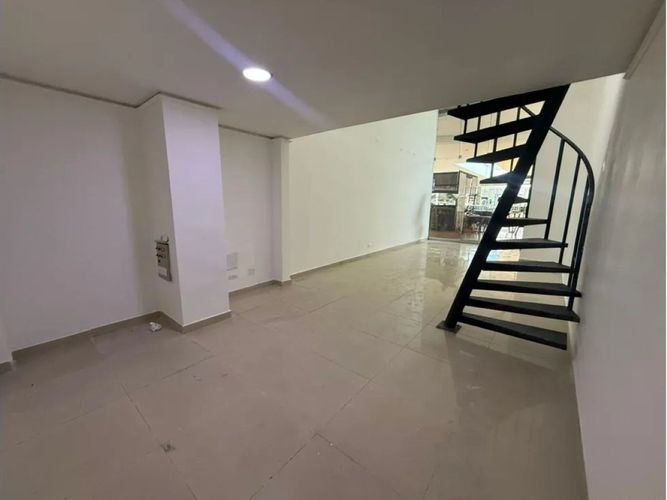 Local en arriendo en El Poblado, Medellín, 112 m² · foto 3 de 8