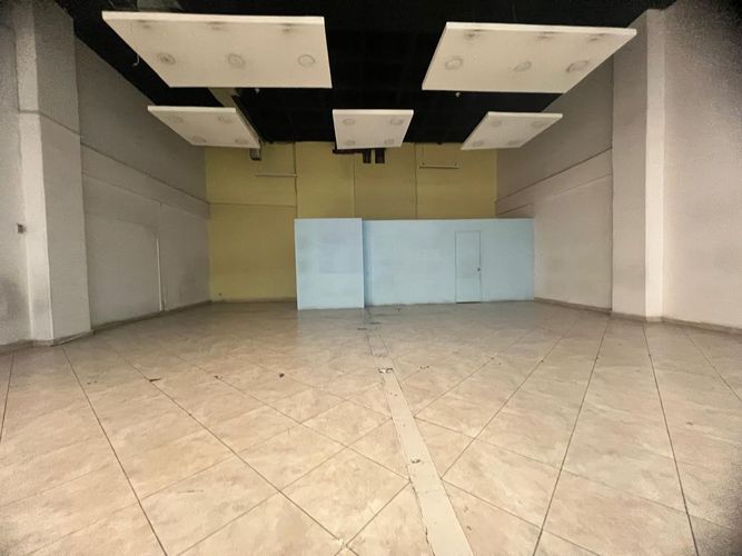 Local en arriendo en El Poblado, Medellín, 112 m² · foto 7 de 8