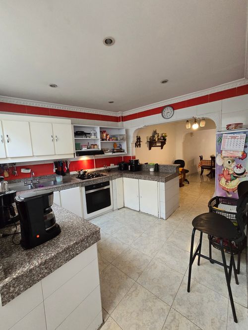 Apartamento de 3 alcobas en venta en Santa Rita, Cali, 154 m² · foto 18 de 20