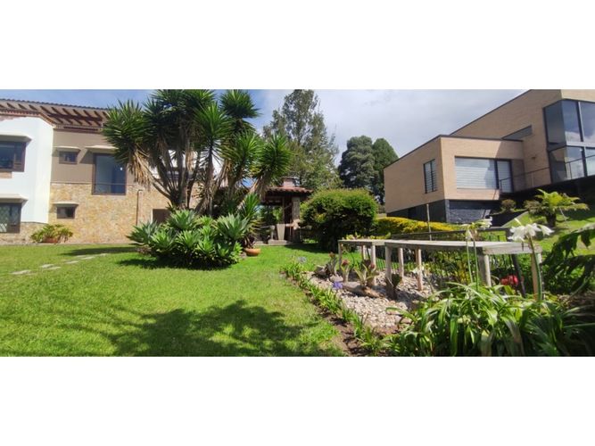 Casa de 6 alcobas en venta en Llano Grande, Rionegro, 800 m² · foto 11 de 15