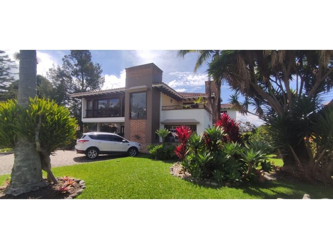 Casa de 6 alcobas en venta en Llano Grande, Rionegro, 800 m² · foto 14 de 15