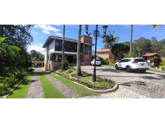 Casa de 6 alcobas en venta en Llano Grande, Rionegro, 800 m² · foto 15 de 15