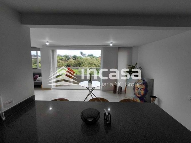 Apartamento de 2 alcobas en venta en Bochalema, Cali, 94 m² · foto 2 de 24