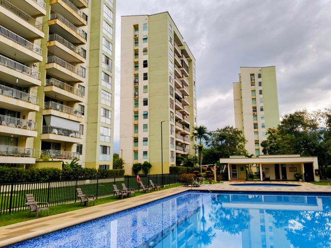 Apartamento de 4 alcobas en venta en Verde Alfagura Farallones, Jamundí, 112 m² · foto 2 de 24