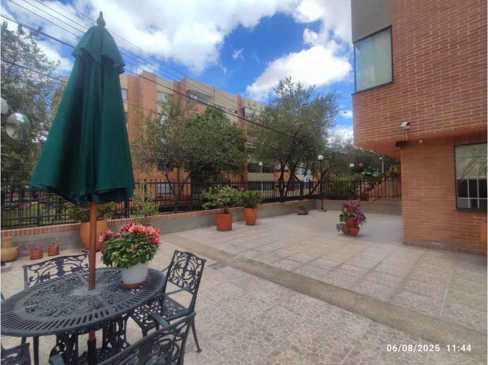 Apartamento en venta en Bella Suiza, Bogotá · foto 4 de 24