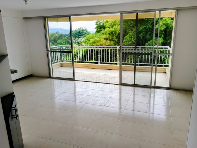 Apartamento de 4 alcobas en venta en Verde Alfagura Farallones, Jamundí, 112 m² · foto 8 de 24
