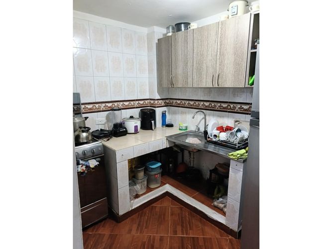 Casa de 3 alcobas en venta en Enciso, Medellín, 55 m² · foto 2 de 9