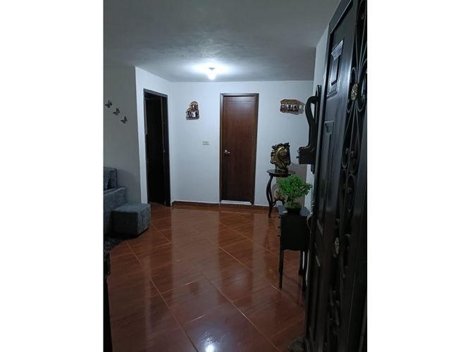 Casa de 3 alcobas en venta en Enciso, Medellín, 55 m² · foto 7 de 9