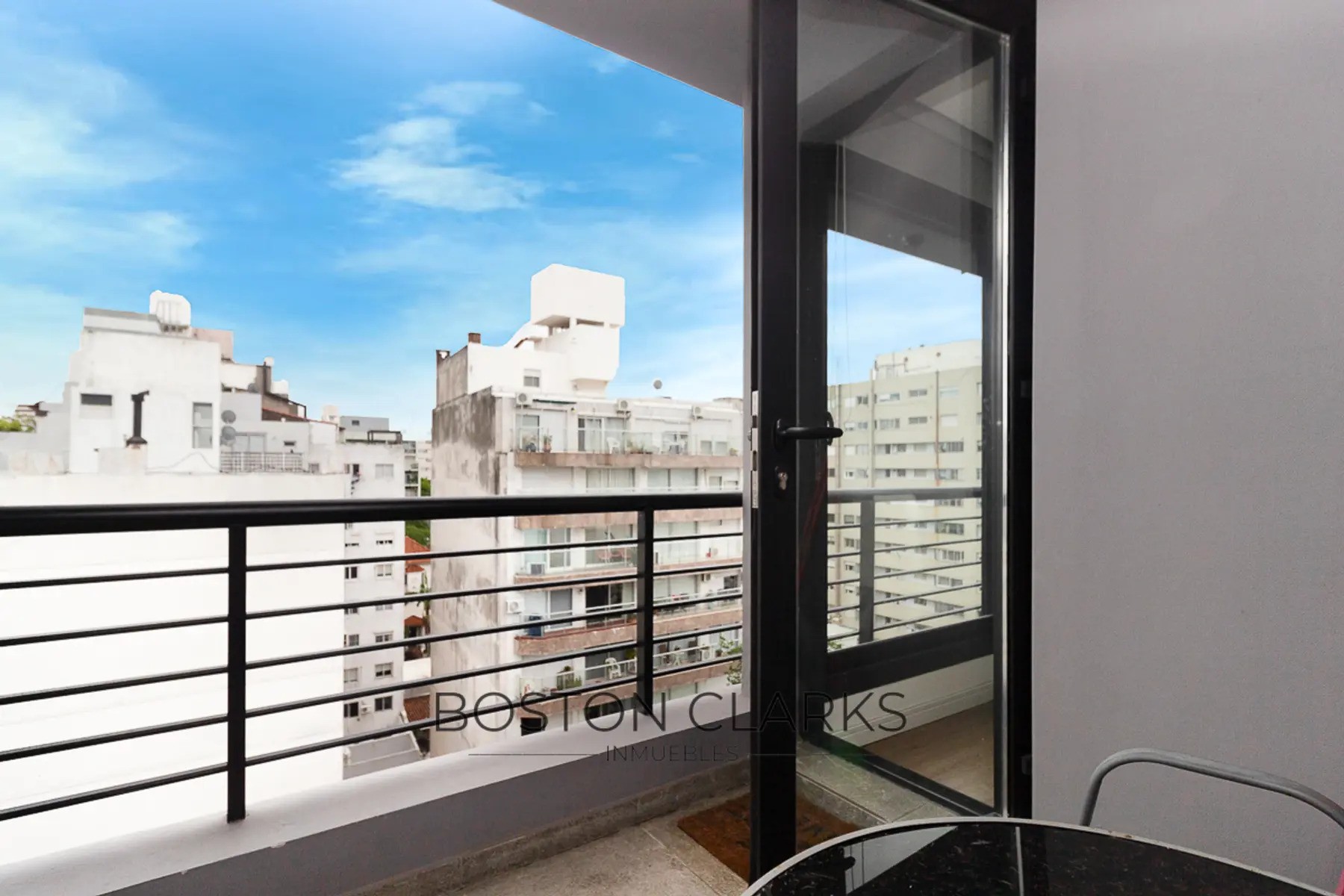 PENTHOUSE DE1 DORMITORIO EN ALQUILER EN POCITOS. · Foto 10