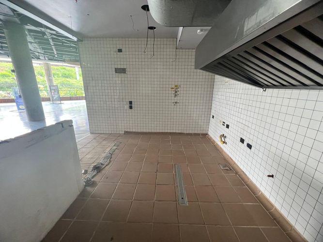 Local en venta en Loma Benedictinos, Envigado, 80 m² · foto 3 de 11
