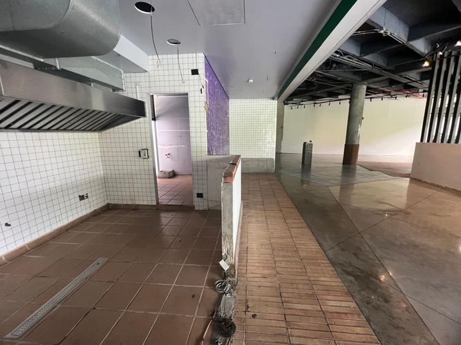 Local en venta en Loma Benedictinos, Envigado, 80 m² · foto 8 de 11