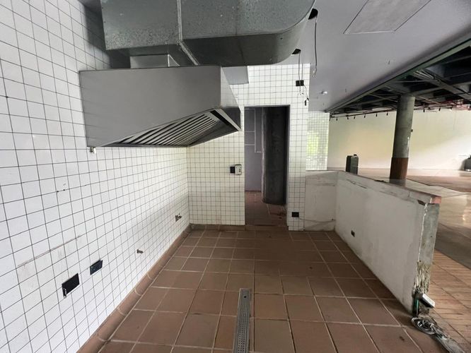 Local en venta en Loma Benedictinos, Envigado, 80 m² · foto 9 de 11