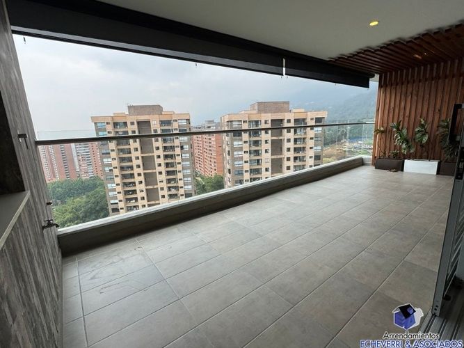 Apartamento en venta en Loma De Las Brujas, Envigado · foto 6 de 19