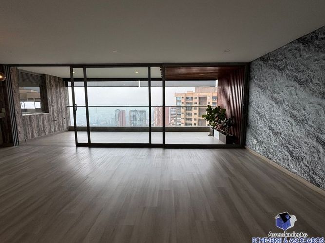 Apartamento en venta en Loma De Las Brujas, Envigado · foto 8 de 19