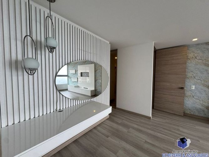 Apartamento en venta en Loma De Las Brujas, Envigado · foto 12 de 19