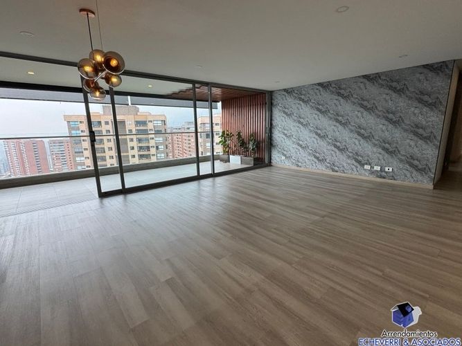 Apartamento en venta en Loma De Las Brujas, Envigado · foto 13 de 19