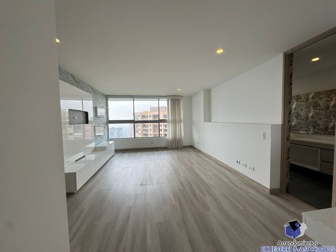 Apartamento en venta en Loma De Las Brujas, Envigado · foto 17 de 19