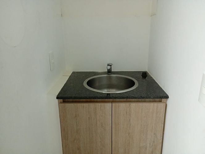 Consultorio en venta en El Poblado, Medellín, 100 m² · foto 3 de 11