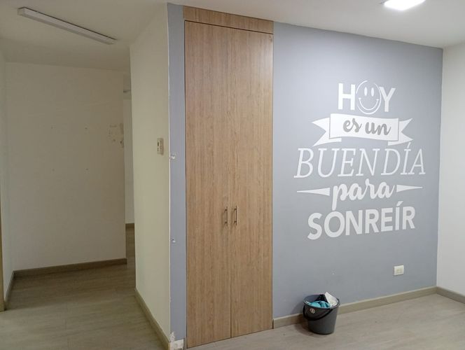 Consultorio en venta en El Poblado, Medellín, 100 m² · foto 8 de 11