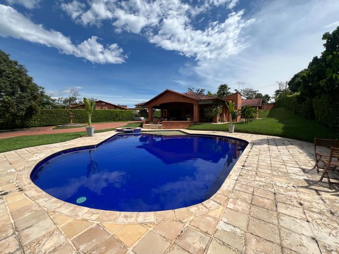 Casa de 3 alcobas en venta en Cerritos, Pereira · foto 3 de 24