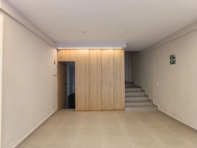 Local en arriendo en La Candelaria, Medellín, 178 m² · foto 3 de 5